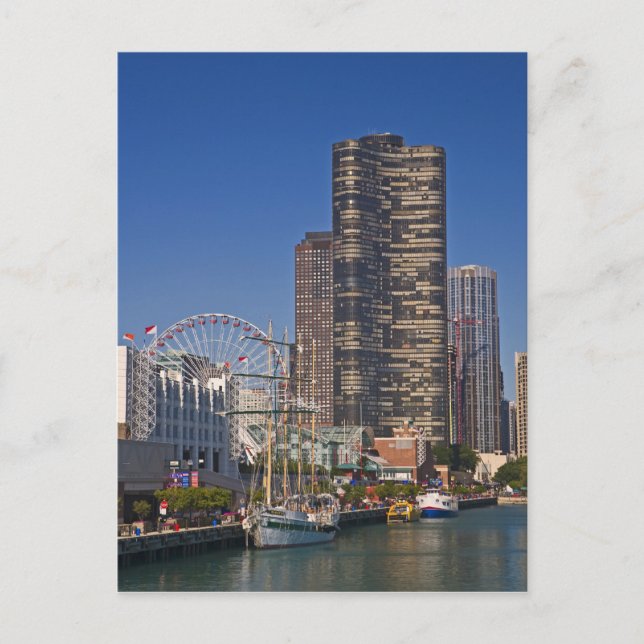 Cartão Postal Uma vista do Pier de Marinho de Chicago (Frente)