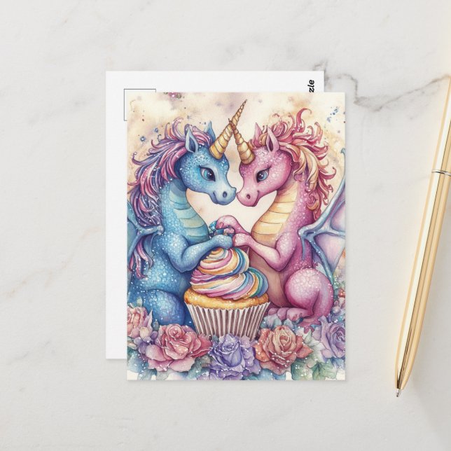 Cartão Postal Unicorn Dragons With Cupcake and Flowers (Frente/Verso In Situ)