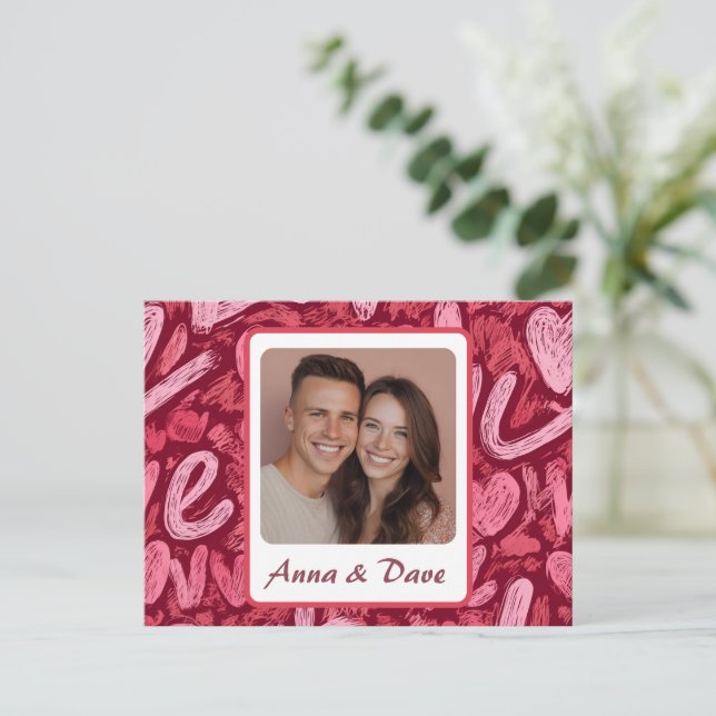 Cartão Postal Valentine’s Day Custom Photo & Name Card (Em pé/Frente)