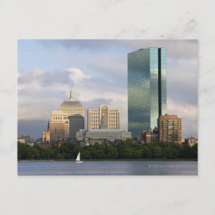 Cartão Postal Velejando no rio Charles em Boston,