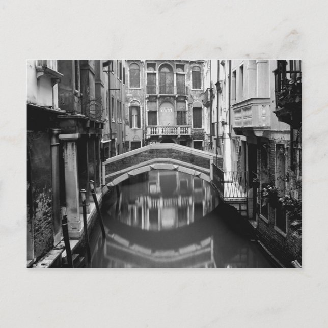 Cartão Postal Venice Waterway Black and White (Frente)