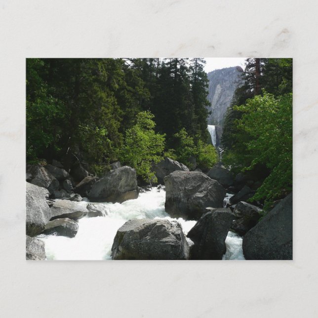 Cartão Postal Vernal cai à distância em Yosemite (Frente)