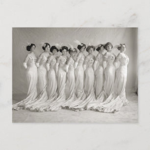 Cartão Postal Vestidos de Gala, 1910
