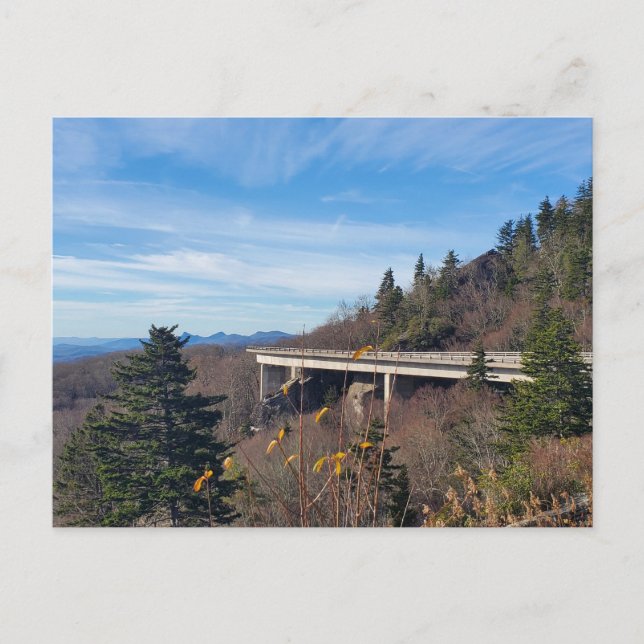 Cartão Postal Viaduto Linn Cove Autumn Blue Ridge Parkway (Frente)