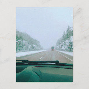 Cartão Postal Viagem de carro pela Suécia nevada