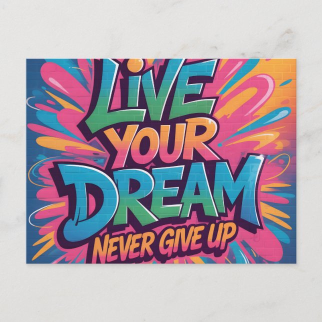 Cartão Postal Vibrant "Live Your Dream" Graffiti Wall Art (Frente)
