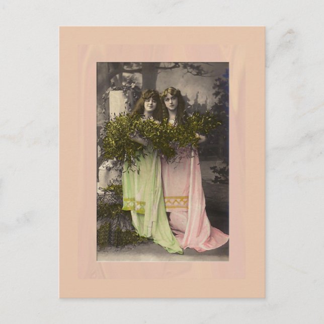 Cartão Postal Victorian ladies with flowers in the cemetery post (Frente)