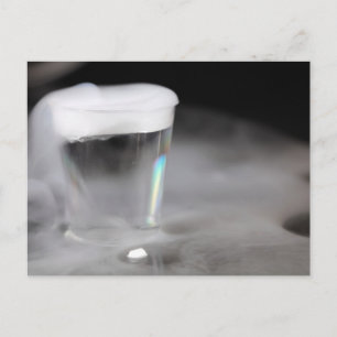 Cartão Postal Vidro com água e gelo seco