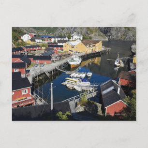 Cartão Postal Vila de pescadores Nusfjord. Os Rorbuer, como as c