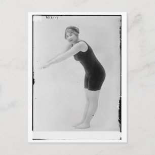 Cartão Postal Vintage Woman Swimmer