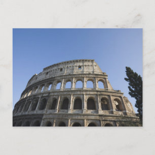 Cartão Postal Visão ampla olhando para o Coliseu Romano com