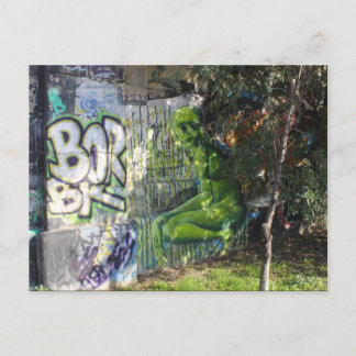 Cartão Postal Visitante Verde Do Grafite Espacial Externo