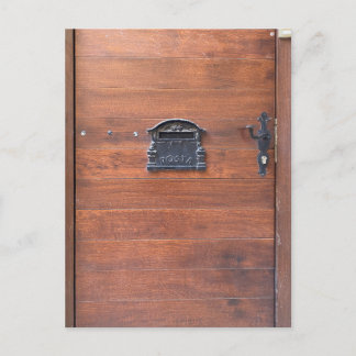 Cartão Postal Wooden Door with Letter Slot
