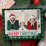 Cartão Postal Xadrez Verde de Fotos da Família de Feliz Natal Mo<br><div class="desc">Cartão-postal da família de Natal feliz e moderno - Xadrez verde russa</div>