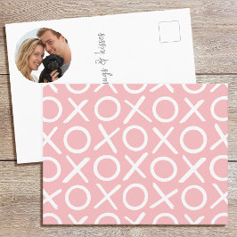 Cartão Postal XOXO Hugs & Kisses Photo Pink Brush Script Modern