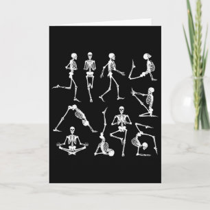 Cartão Posturas de Yoga de Esqueleto Halloween Engraçado