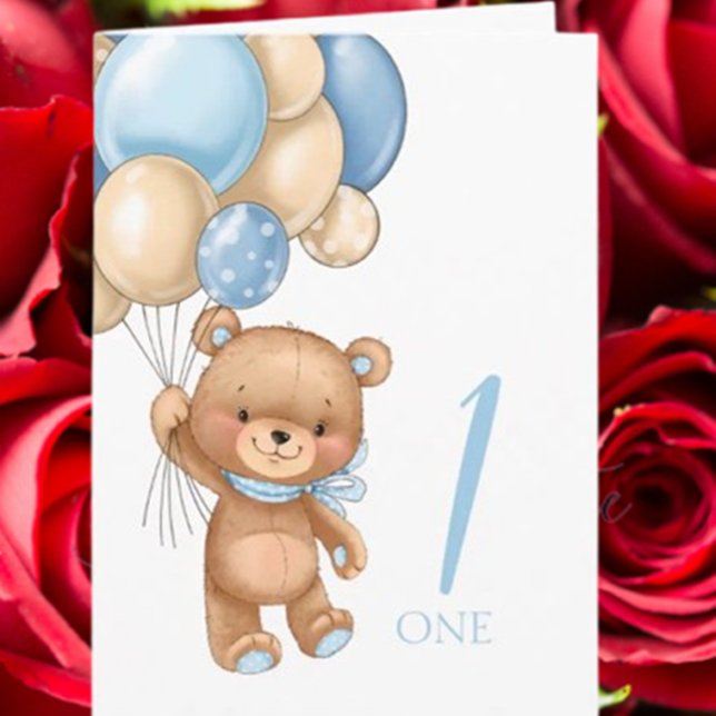 Cartão Primeiro aniversario Feliz (Celebrate a baby boy’s first birthday with this adorable blue balloons and teddy card.)
