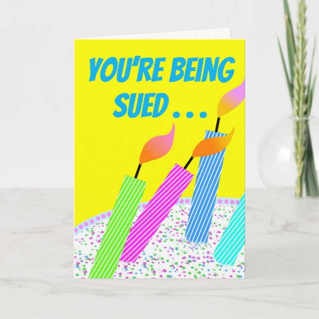 Cartão Processo de Aniversário Engraçado com Desfamação (Frente)