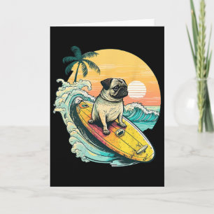 Cartão Pug Engraçado Surfando na Praia Amante de Animais 