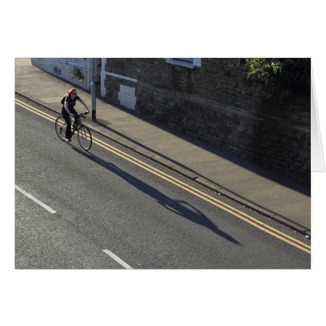 Cartão Rapariga numa bicicleta (Frente Horizontal)