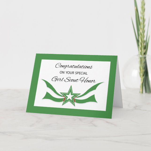 Cartão Rapariga Parabéns de Honra de Escoteiro no Prêmio  (Frente)
