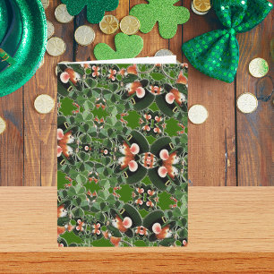 Cartão Rato na Rua de Caleidoscópio de Clover. Dia de Pat