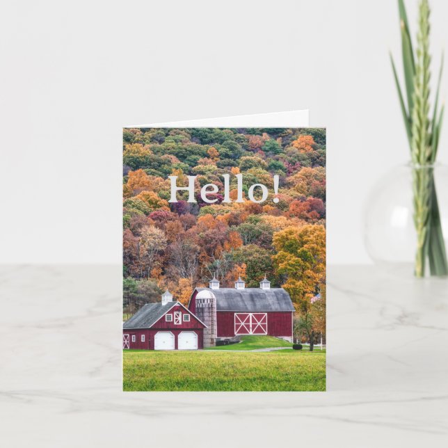 Cartão Red Barn in Autumn Hello Notecard (Frente)