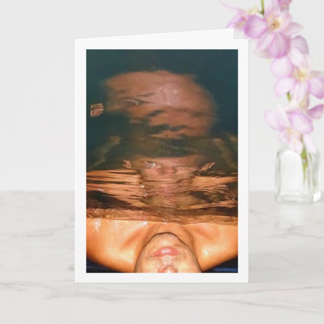 Cartão Retrato abstrato do Homem na Piscina (Orquídea)