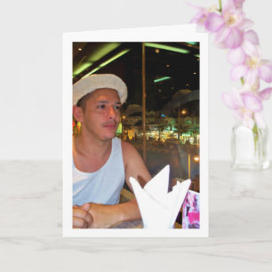 Cartão Retrato de Homem em Restaurante