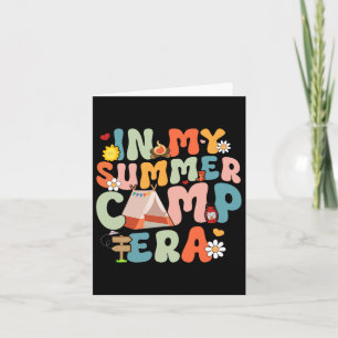 Cartão Retro Groovy Na Minha Era de Acampamento de Verão
