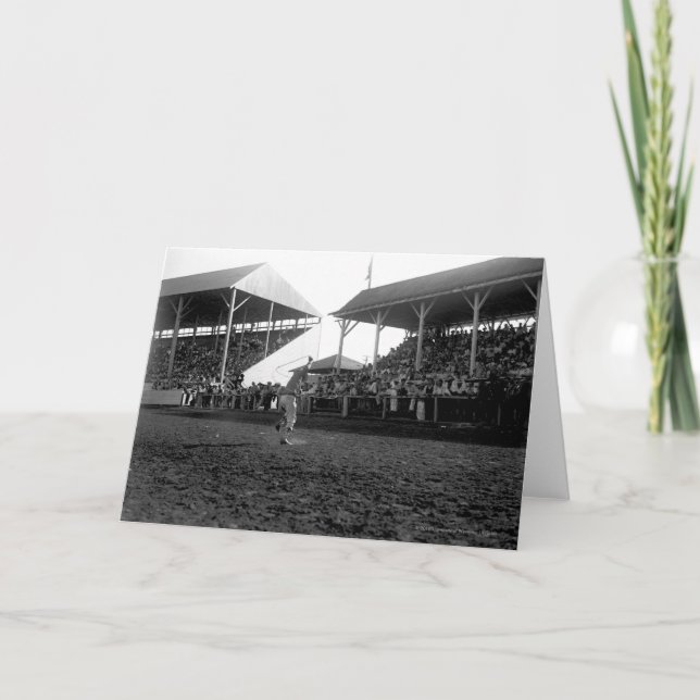 Cartão Roping tricks em um rodeio (Frente)