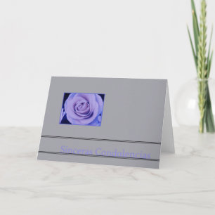 Cartão rosa de lavanda de na placa de simpatia da cinza
