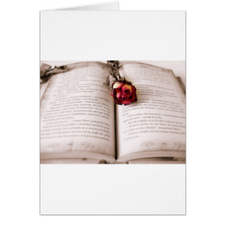 Cartão Rosa na bíblia