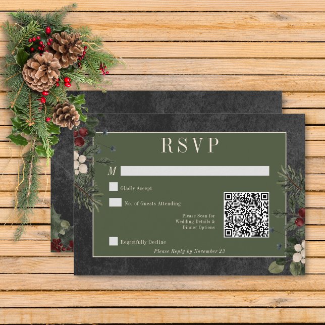 Cartão RSVP Berries de inverno Russos e Código QR Preto de Pin (Rustic Winter Berries & Pine Black Wedding Response Card with QR Code)