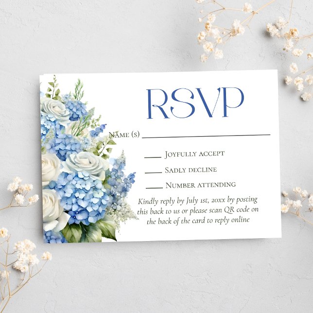 Cartão RSVP Blue Hydrangea Floral Weding Código QR Site (Criador carregado)