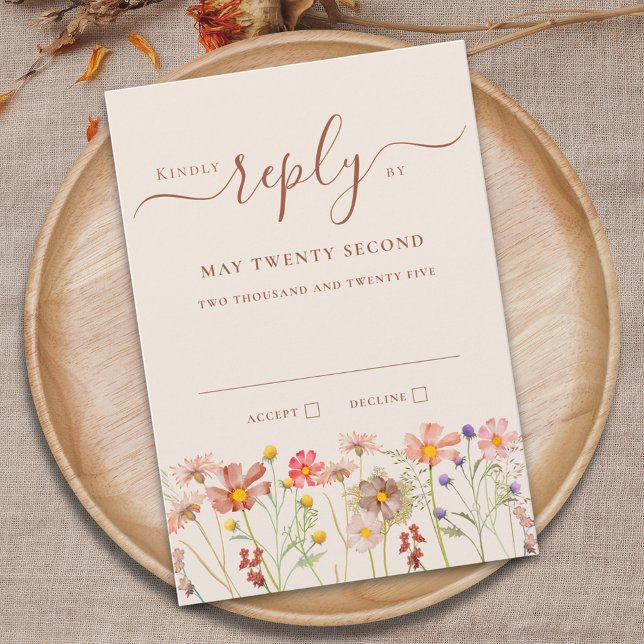 Cartão RSVP Boho Fall Wildflower Beige Terracotta Rust Wedding (Boho fall Wildflower meadow beige terracotta rust floral Wedding RSVP Card Elegant script)