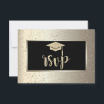 Cartão RSVP Boné de Formando com brilho,Graduação de Champanhe<br><div class="desc">Dourado boné de formatura e confete no fundo do champanhe.</div>