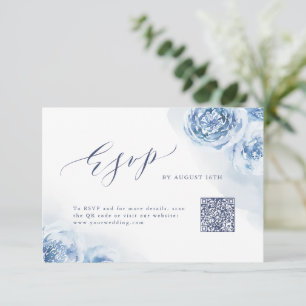 Cartão RSVP Caligrafia elegante azul floral com código QR flor