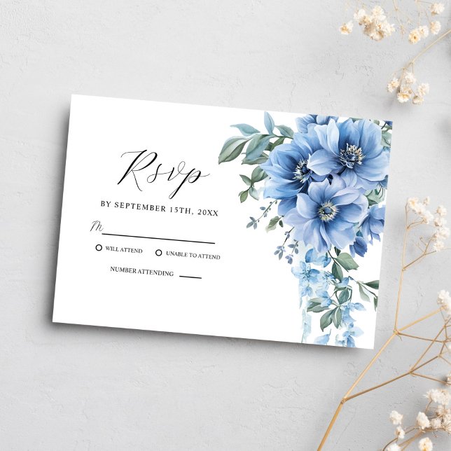 Cartão RSVP Casamento Azul com Derramamento Floral de Aquarela (Elegant Watercolor Floral Dusty Blue Wedding RSVP Card)