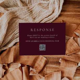 Cartão RSVP Casamento Clássico Código QR Burgundy Profundo Ele