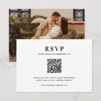 Cartão RSVP Casamento Clássico com Tipografia Minimalista e Có
