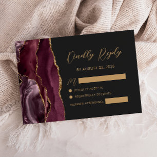 Cartão RSVP Casamento com Grafismo Caligráfico em Ouro e Ágata