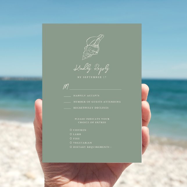 Cartão RSVP Casamento de Destino de Praia de Sage Green Seashe (Criador carregado)