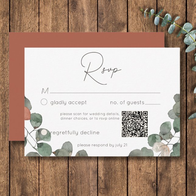 Cartão RSVP Casamento de Eucalyptus Vermelhos Mínimo Rust QR (Minimal Rust Green Eucalyptus Wreath Wedding QR RSVP Card)