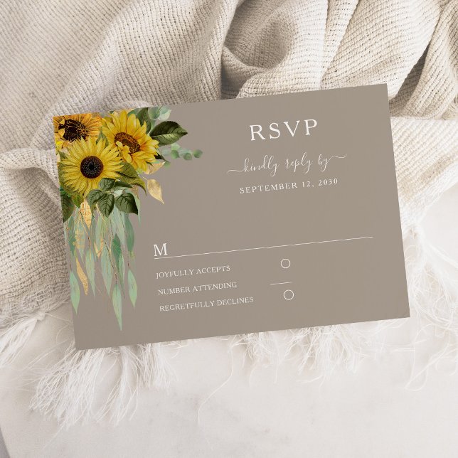 Cartão RSVP Casamento de Girassol Taupe Moderno  (Modern Taupe Sunflower Wedding RSVP Card)
