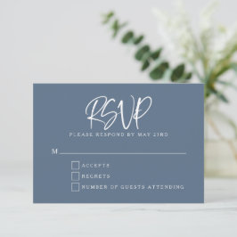 Cartão RSVP Casamento de Letra Moderna de Script Azul de Slate