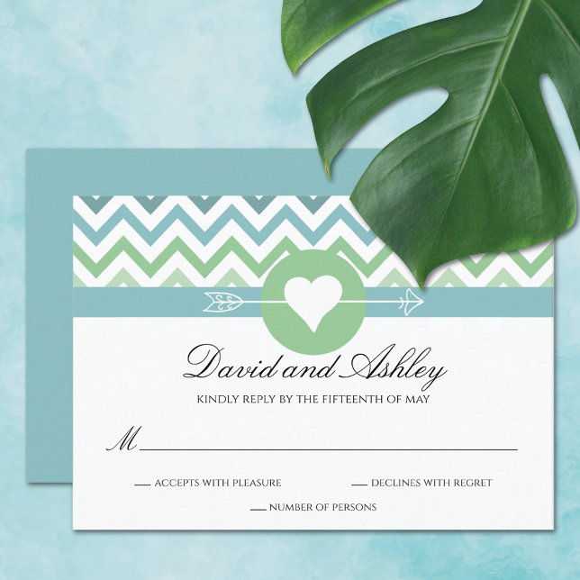 Cartão RSVP Casamento de Praia do Heart Arrow Chevron (Criador carregado)