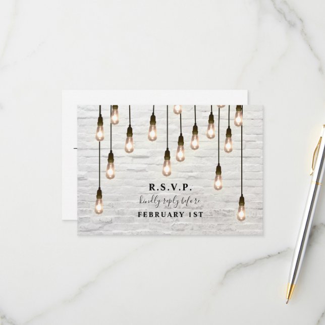 Cartão RSVP Casamento de Tijolo Branco Luzes Antigas (Frente/Verso In Situ)