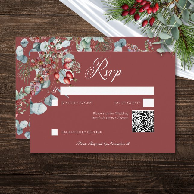 Cartão RSVP Casamento Eucalyptus com pinheiro vermelho (Red Winter Pine Berries Eucalyptus Wedding RSVP QR Code Card)