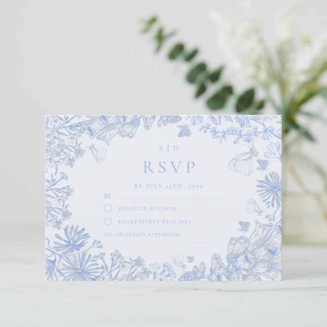 Cartão RSVP Casamento Floral Branco Azul Francês Clássico (Em pé/Frente)